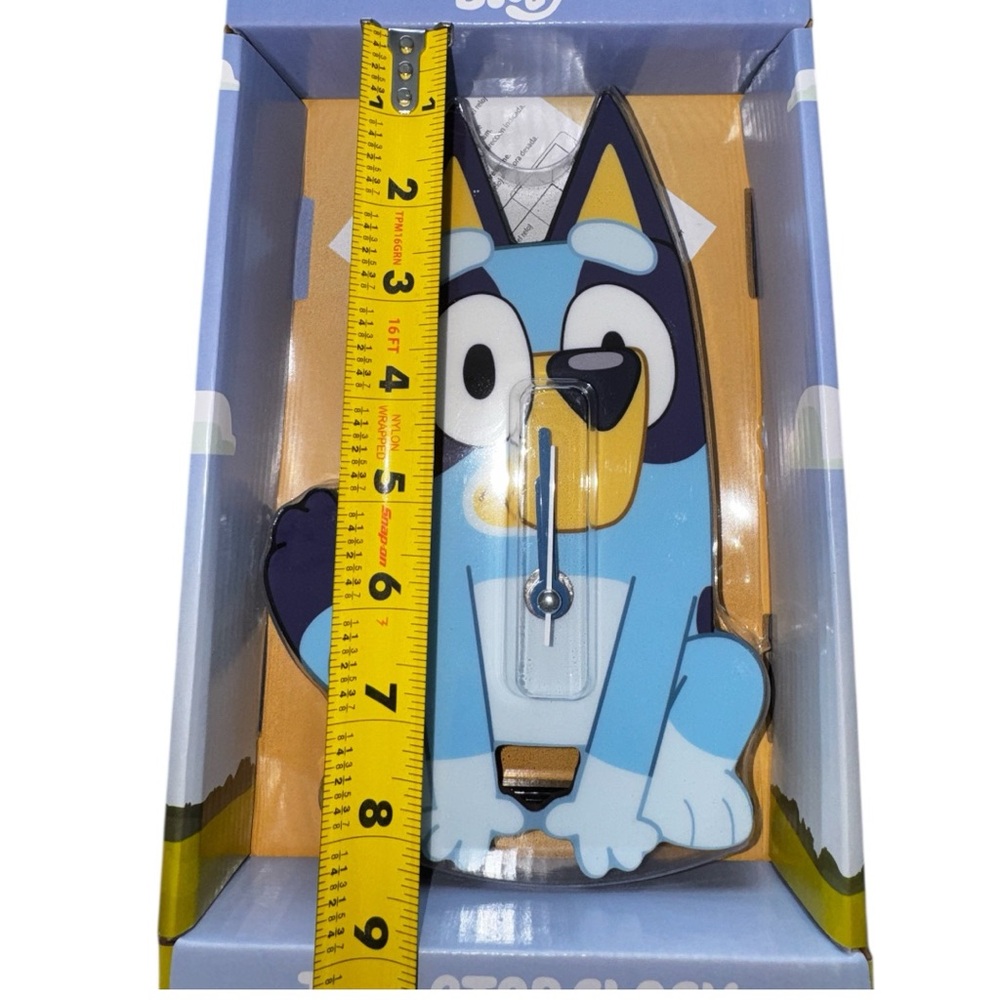 Bluey Table Top Clock - Picture 3 of 5
